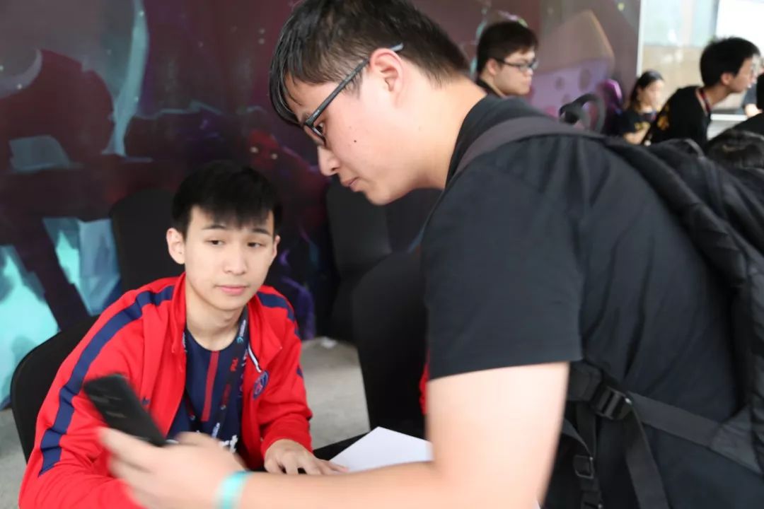 FaZe Clan 在 IEM Cologne 2025 中战胜了 BIG
